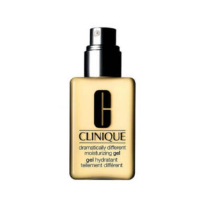 CLINIQUE Dramatically