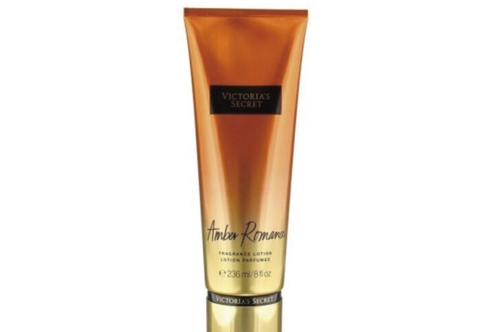 Victoria's Secret Victoria Secret Amber Romance Body Lotion 236ml
