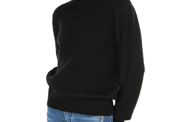 Lee X073_112358826-_001