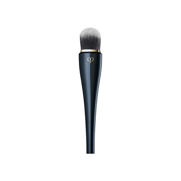 Cle de Peau Beaute Light Coverage Foundation Brush