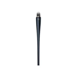 Cle de Peau Beaute High Coverage Foundation Brush