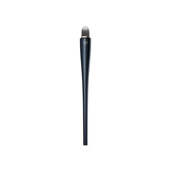 Cle de Peau Beaute High Coverage Foundation Brush