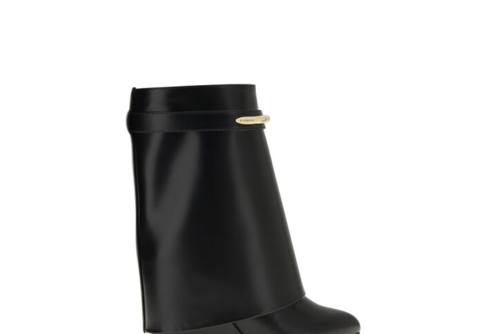 Black Calf Leather Bos Taurus Ankle Boots