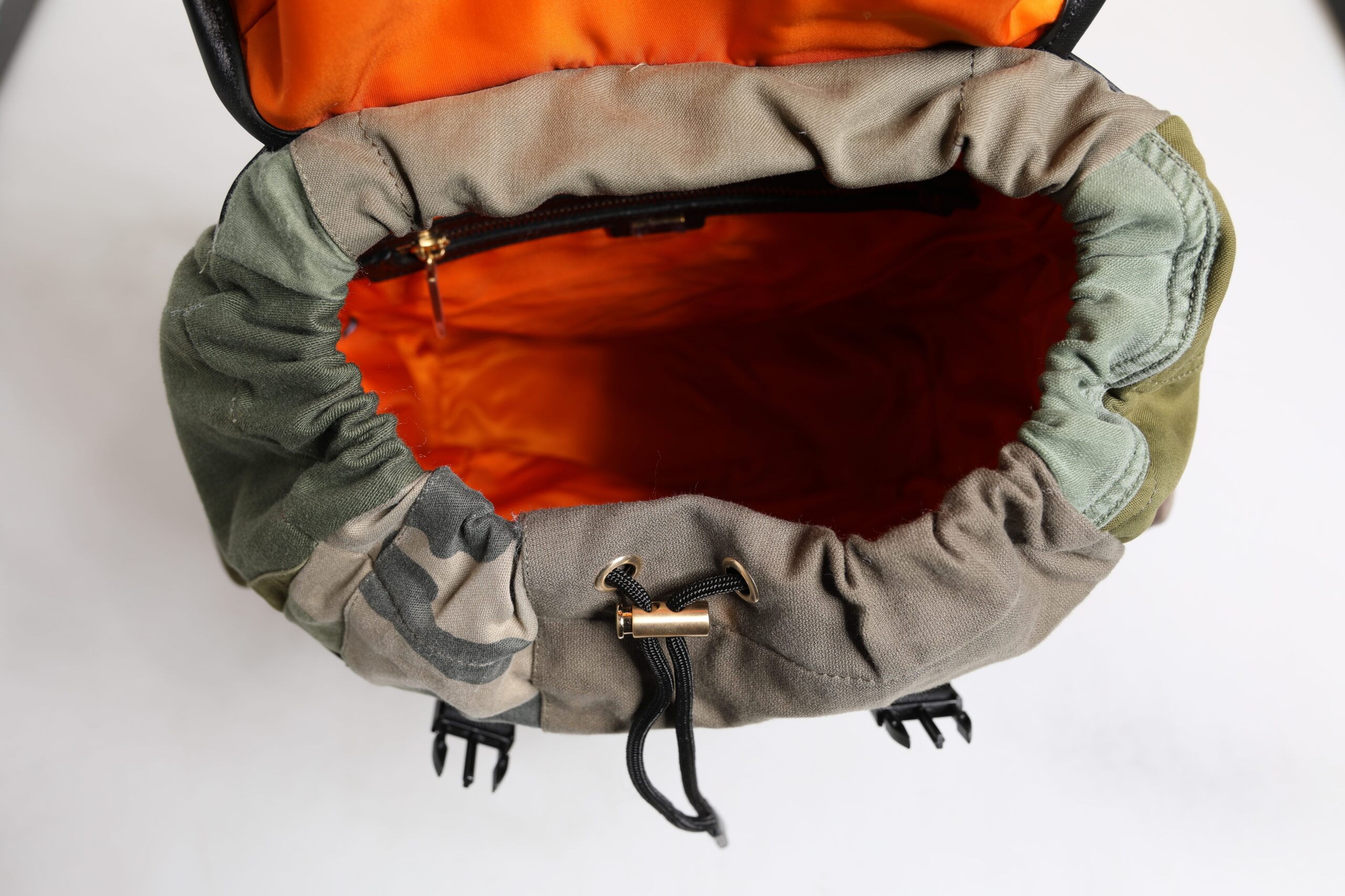 6786729.jpeg